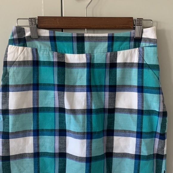 LOUDMOUTH Ladies golf/pickleball skort - Picture 2 of 6